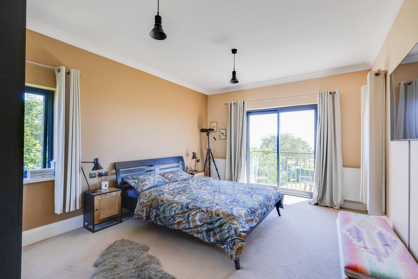 111 Fontygary Road, Rhoose, Barry, Vale Of Glamorgan, CF62 3DU
